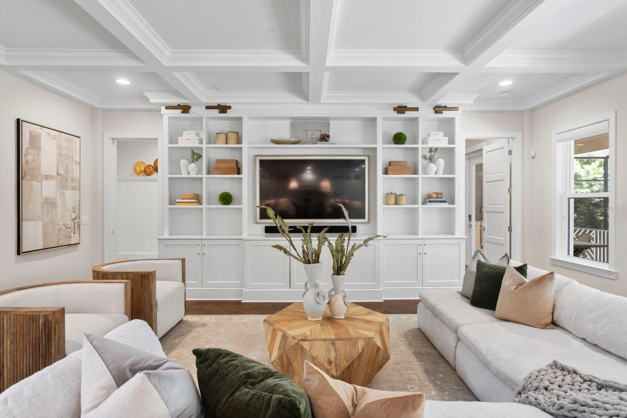 534 Ladrone Avenue, Tampa, FL 33606 Photo