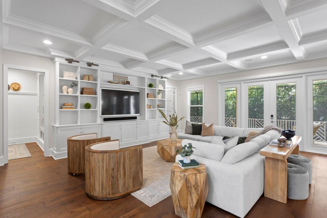 534 Ladrone Avenue, Tampa, FL 33606 Photo