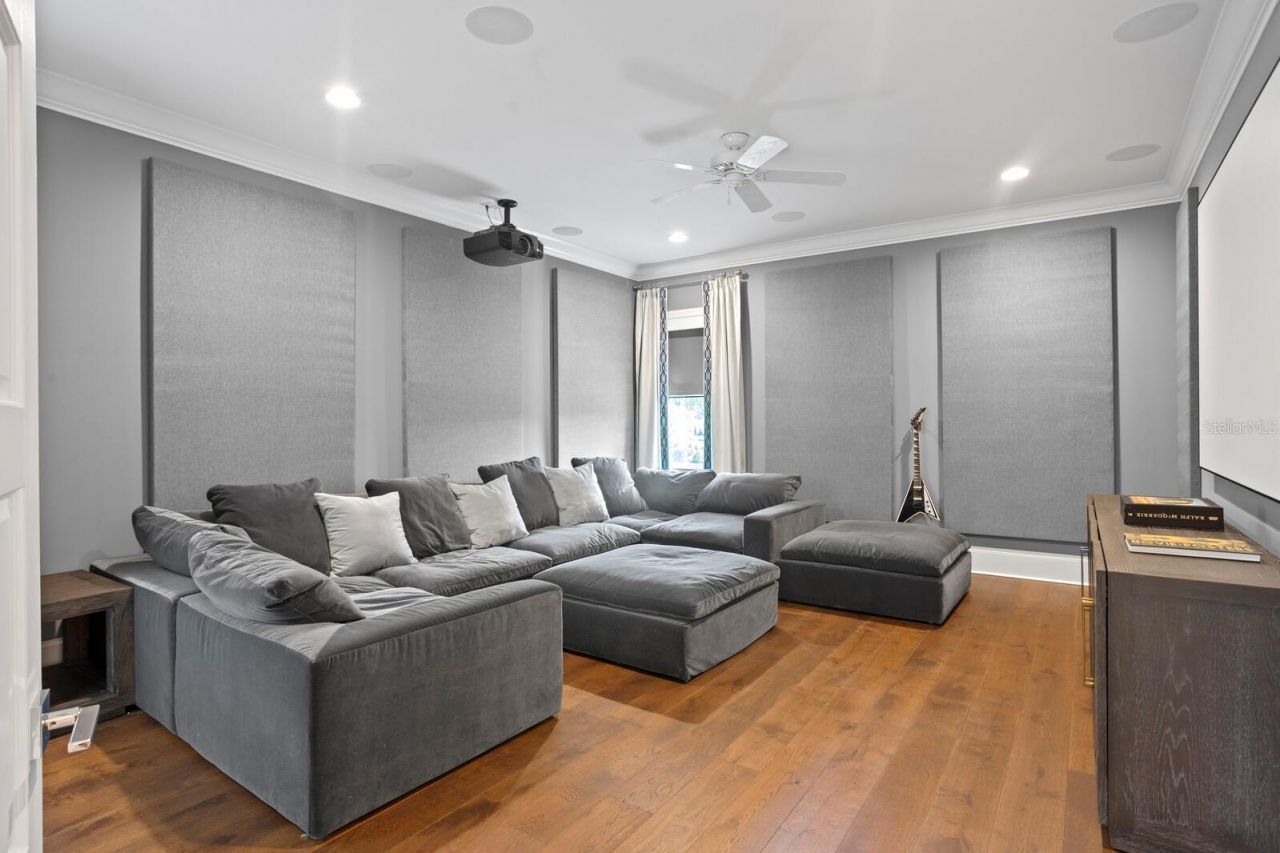 534 Ladrone Avenue, Tampa, FL 33606 Photo