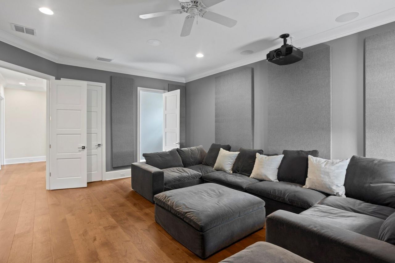 534 Ladrone Avenue, Tampa, FL 33606 Photo