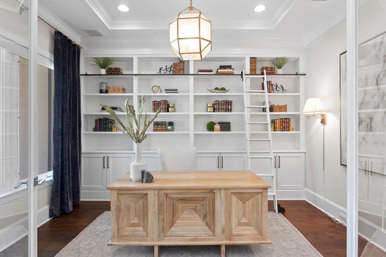 534 Ladrone Avenue, Tampa, FL 33606 Photo