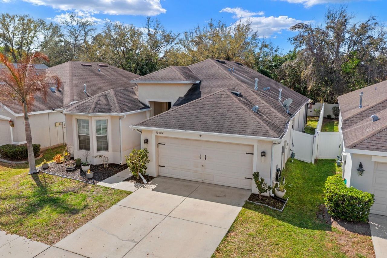 10207 Avelar Ridge Drive, Riverview, FL 33578 Photo