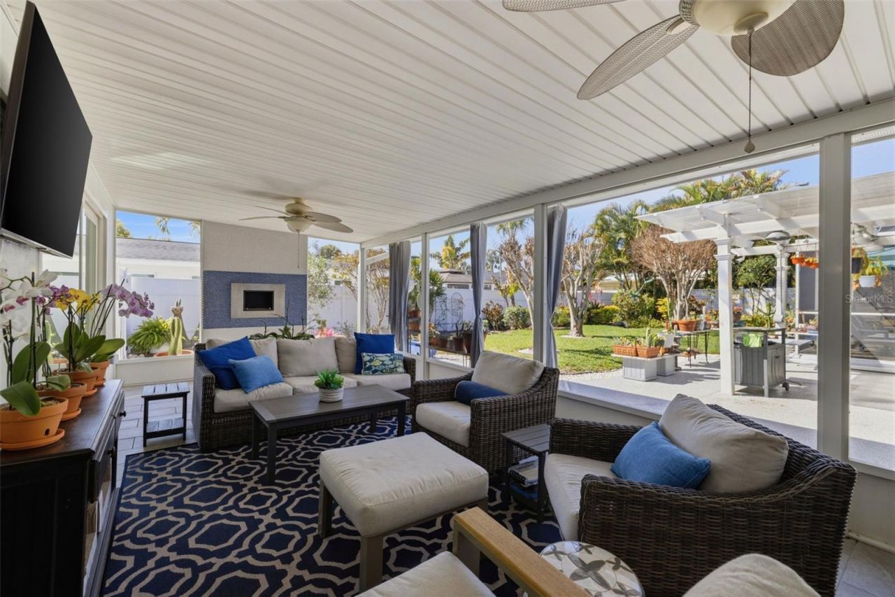 4029 38th Way S, Saint Petersburg, FL 33711 Photo