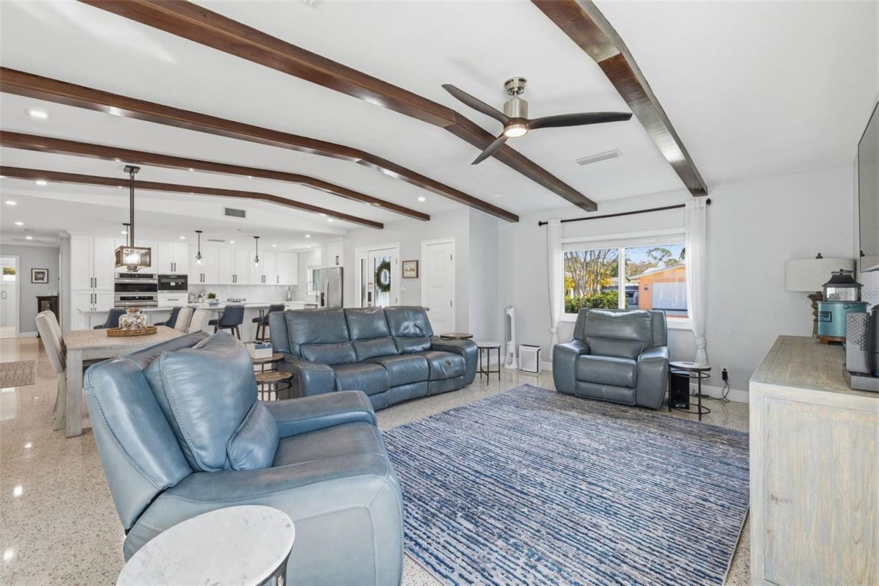 4029 38th Way S, Saint Petersburg, FL 33711 Photo