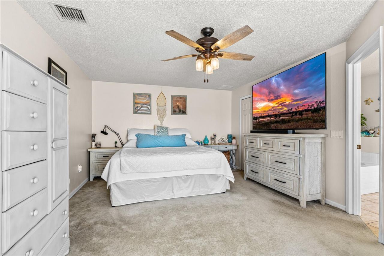 341 Mariners Gate Drive , Edgewater, FL 32141 Photo