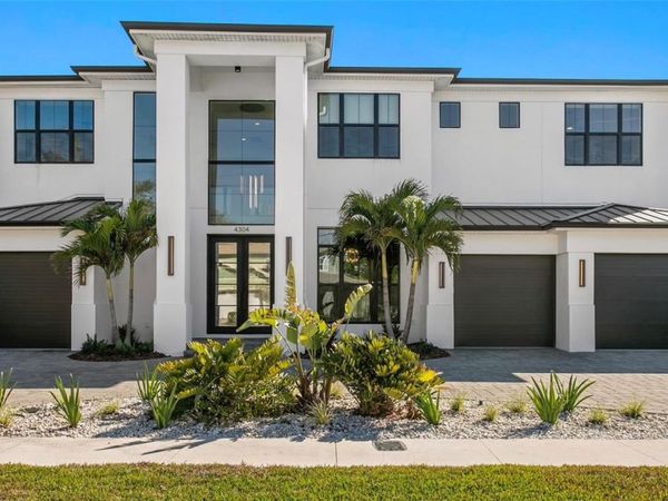 4304 W JETTON AVENUE, TAMPA, FL 33629