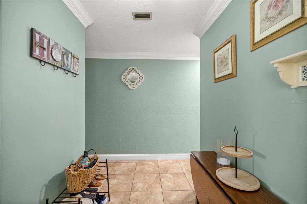 5947 Avenue C , Mc Intosh, FL 32664 Photo