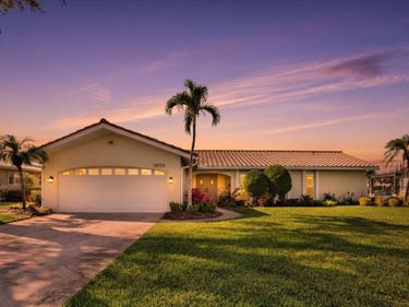 1979 IOWA AVENUE NE, ST PETERSBURG, FL 33703