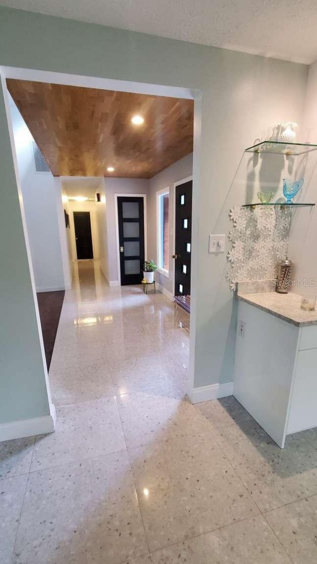 5017 E 127th Avenue, Temple Terrace, FL 33617 Photo