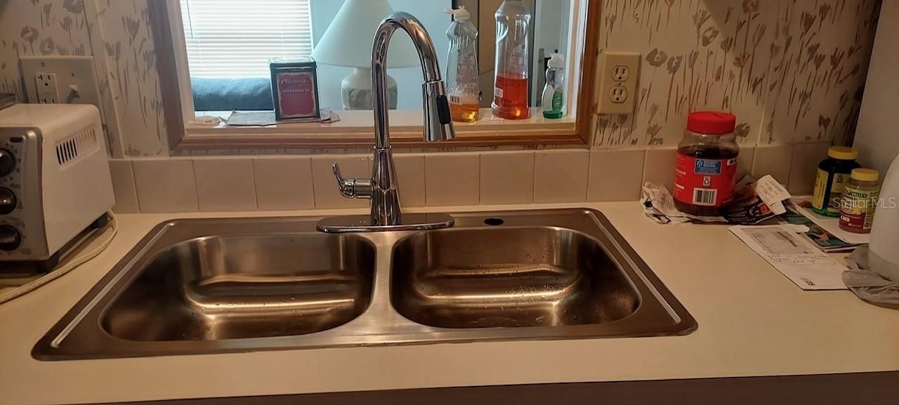 4812 Elwana Way, Zephyrhills, FL 33541 Photo