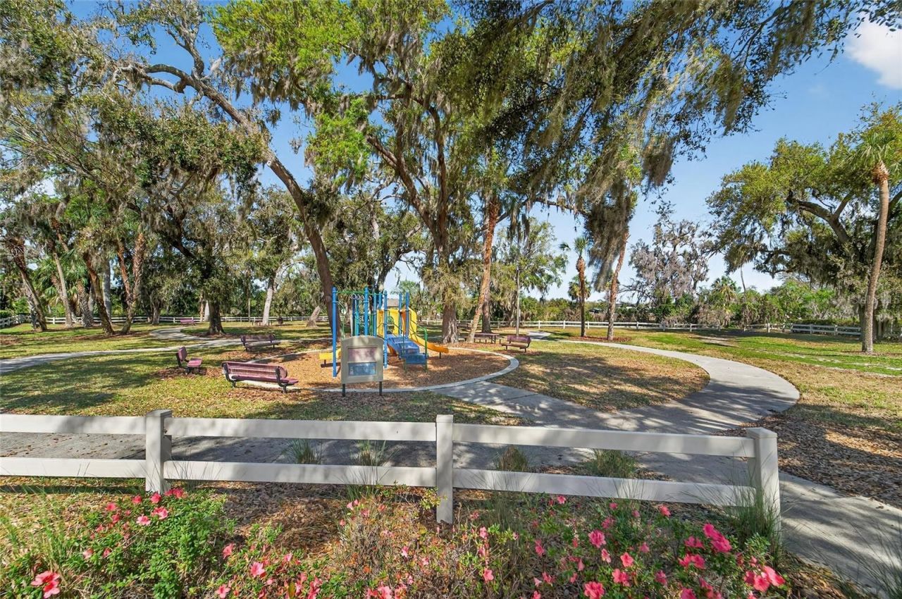 4174 70th Street Circle E, Palmetto, FL 34221 Photo