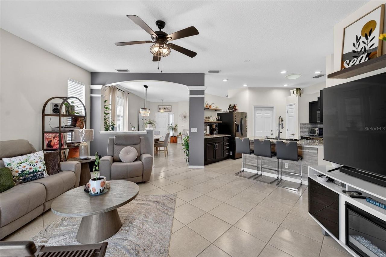 4174 70th Street Circle E, Palmetto, FL 34221 Photo