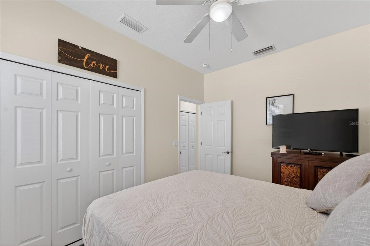 4174 70th Street Circle E, Palmetto, FL 34221 Photo