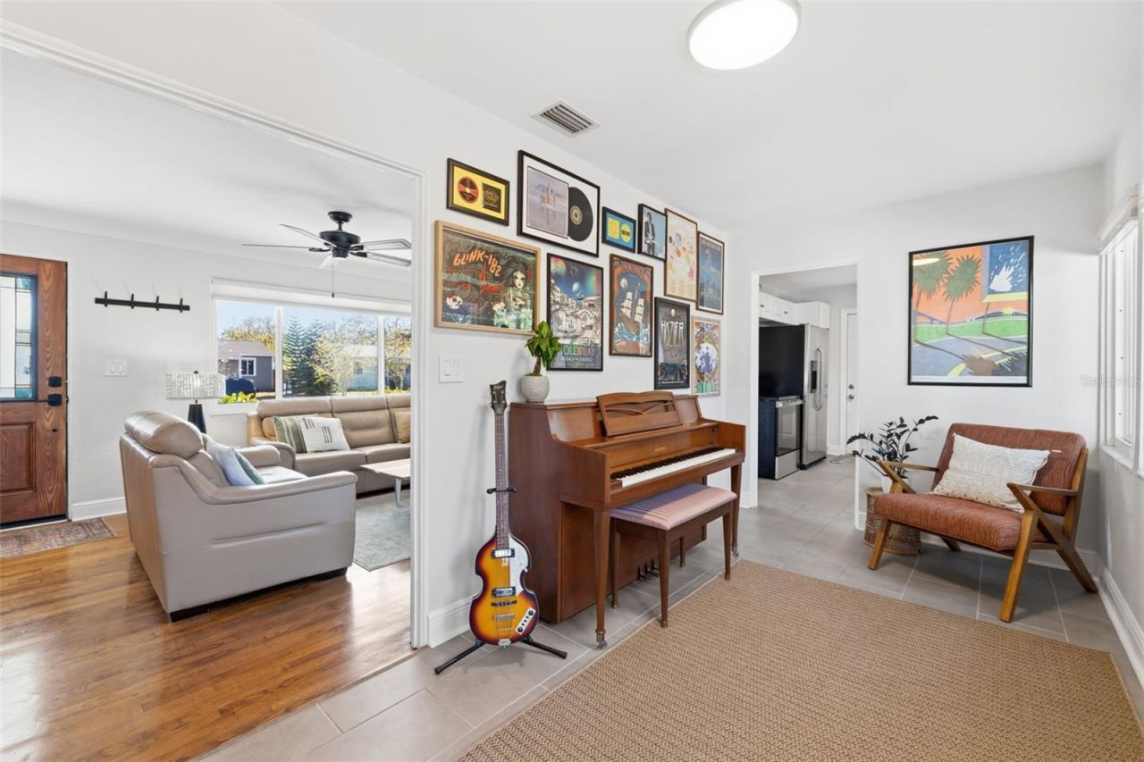 737 53rd Terrace N, Saint Petersburg, FL 33701 Photo