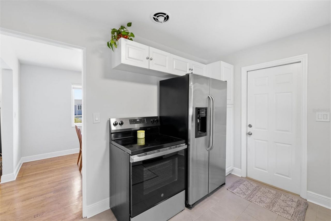 737 53rd Terrace N, Saint Petersburg, FL 33701 Photo