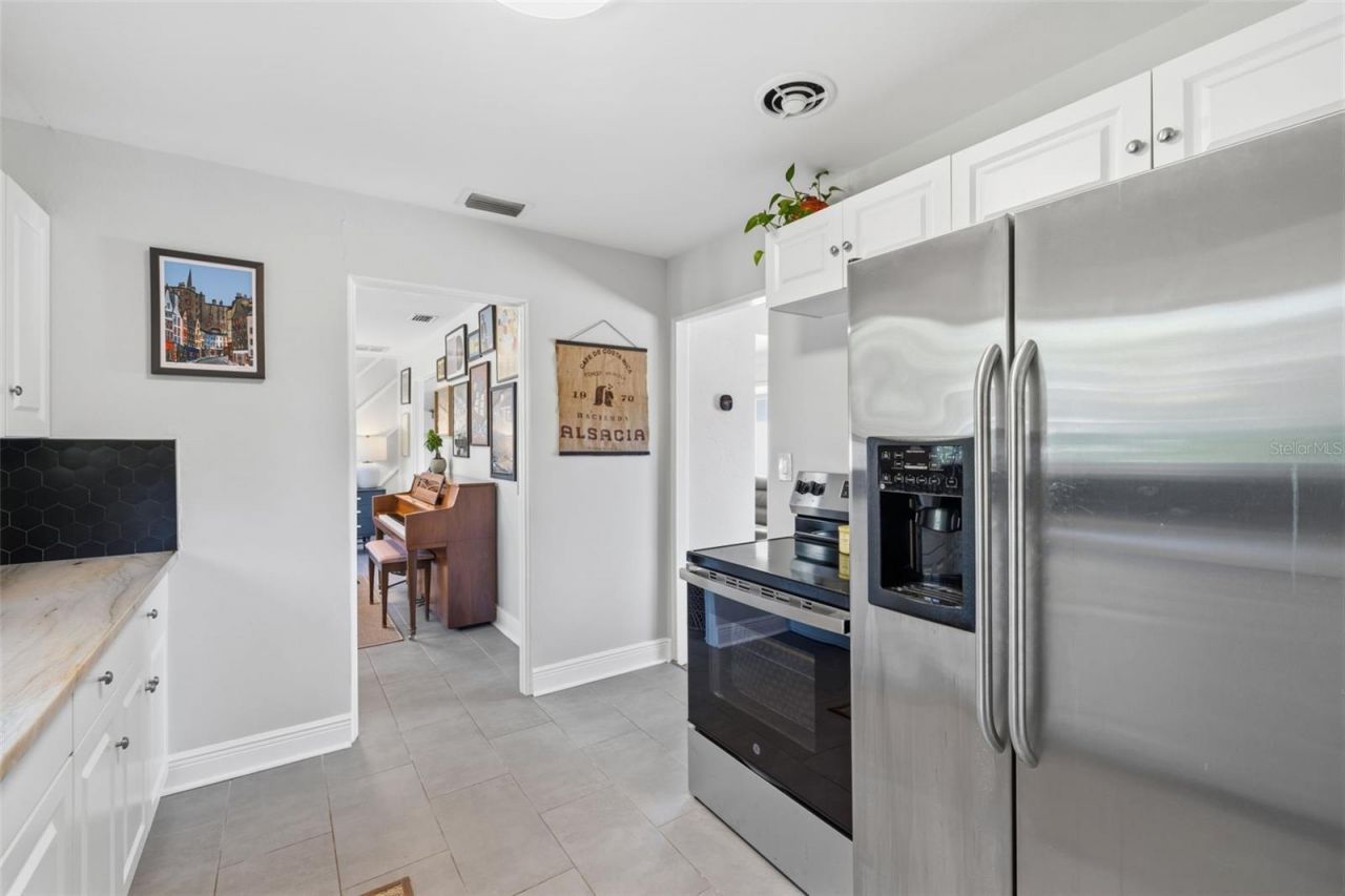 737 53rd Terrace N, Saint Petersburg, FL 33701 Photo