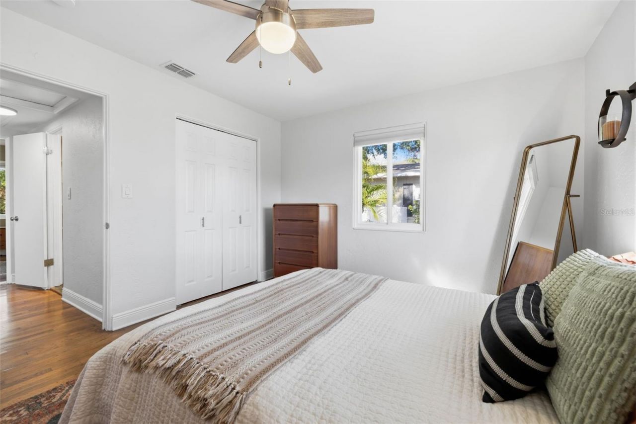 737 53rd Terrace N, Saint Petersburg, FL 33701 Photo