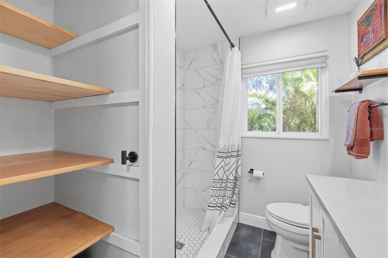 737 53rd Terrace N, Saint Petersburg, FL 33701 Photo