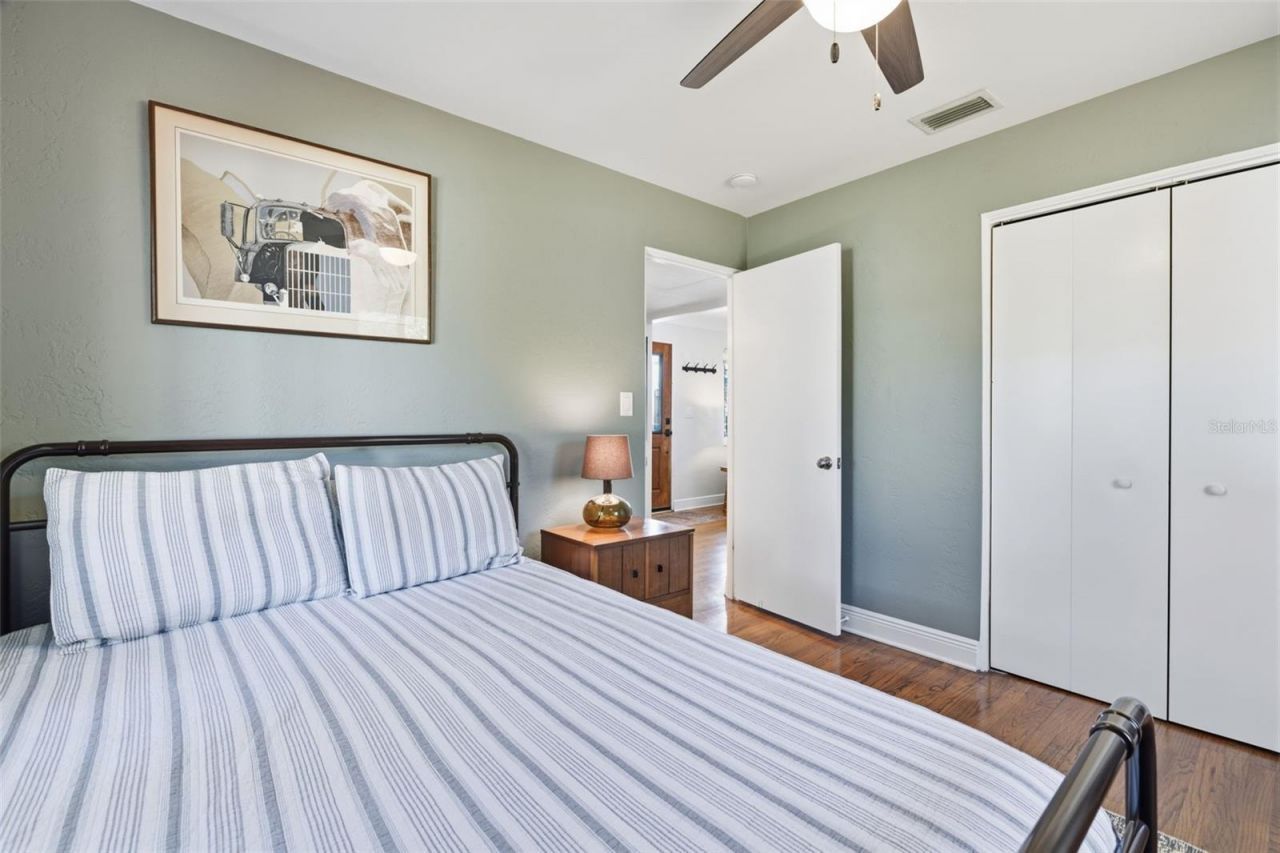 737 53rd Terrace N, Saint Petersburg, FL 33701 Photo