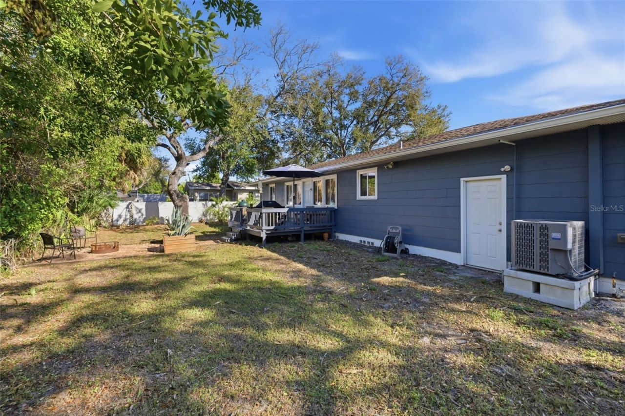 737 53rd Terrace N, Saint Petersburg, FL 33701 Photo