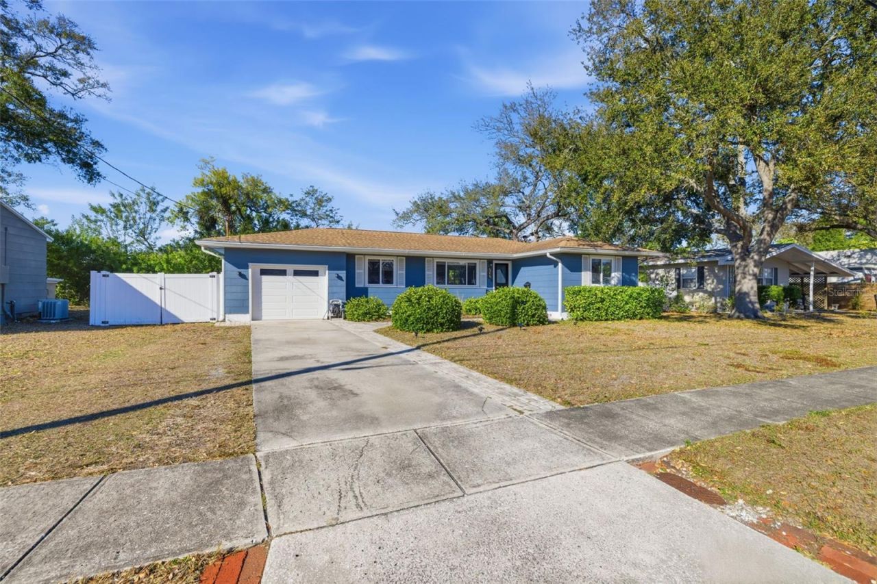 737 53rd Terrace N, Saint Petersburg, FL 33701 Photo