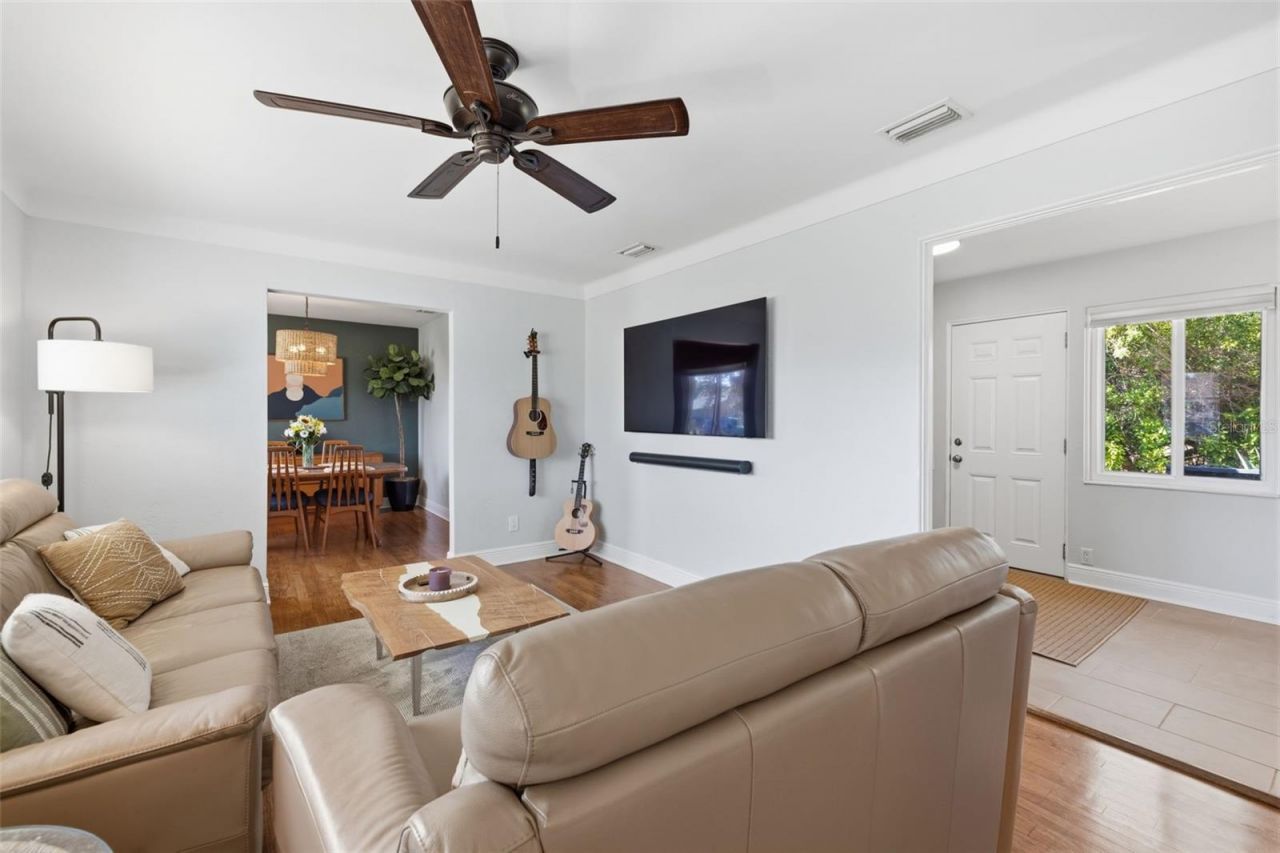 737 53rd Terrace N, Saint Petersburg, FL 33701 Photo