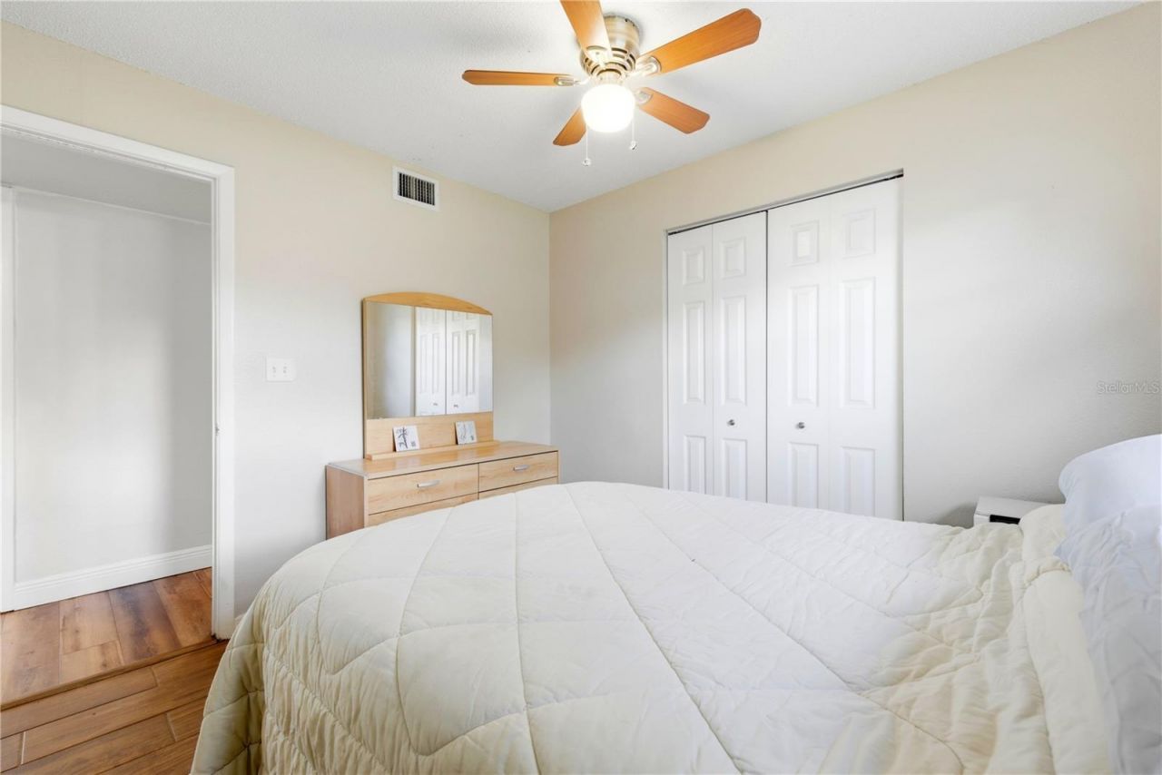 10776 124th Avenue N, Seminole, FL 33778 Photo