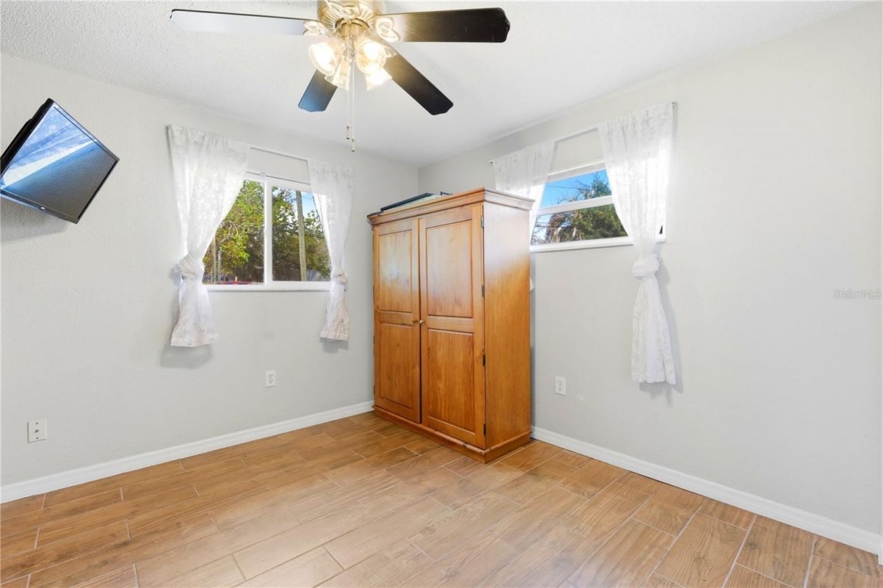 10776 124th Avenue N, Seminole, FL 33778 Photo