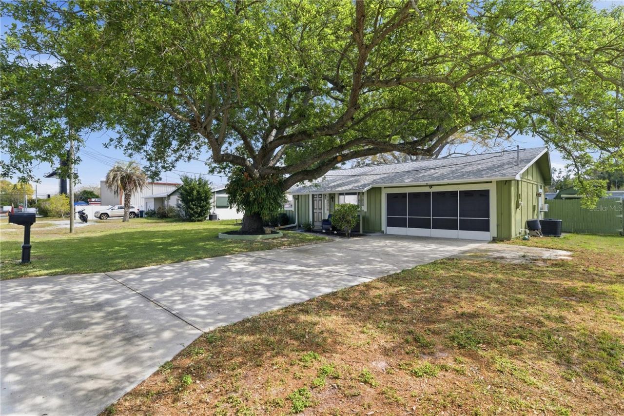 10776 124th Avenue N, Seminole, FL 33778 Photo