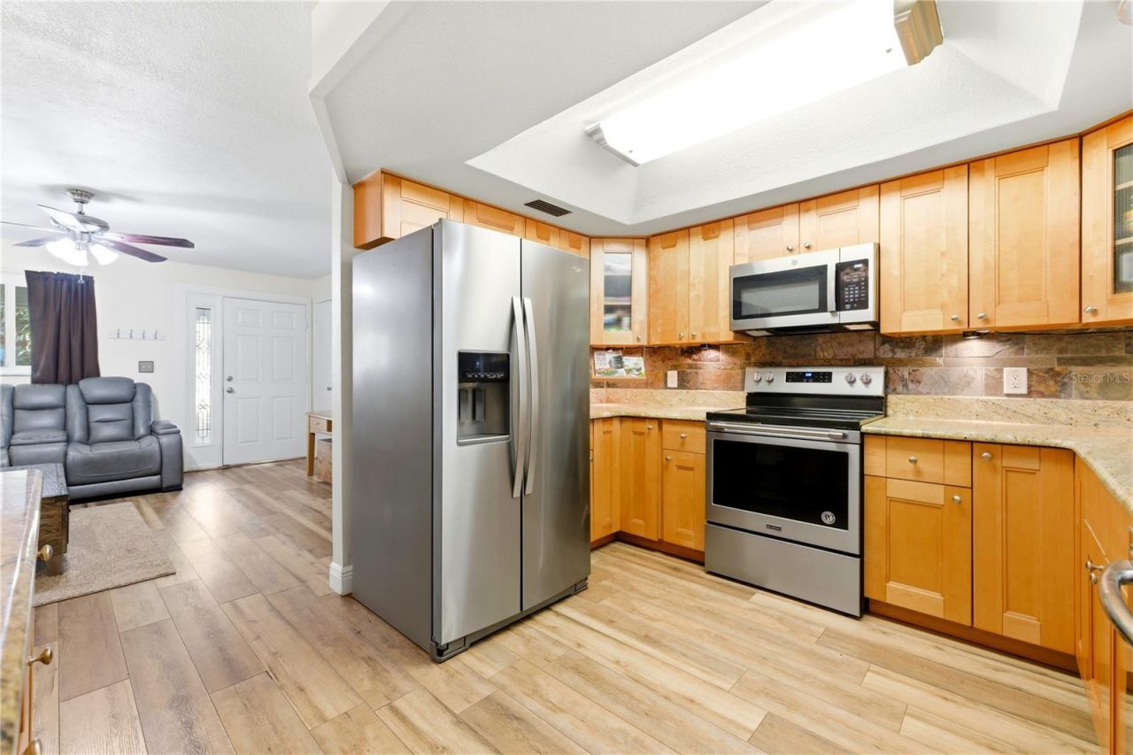 10776 124th Avenue N, Seminole, FL 33778 Photo