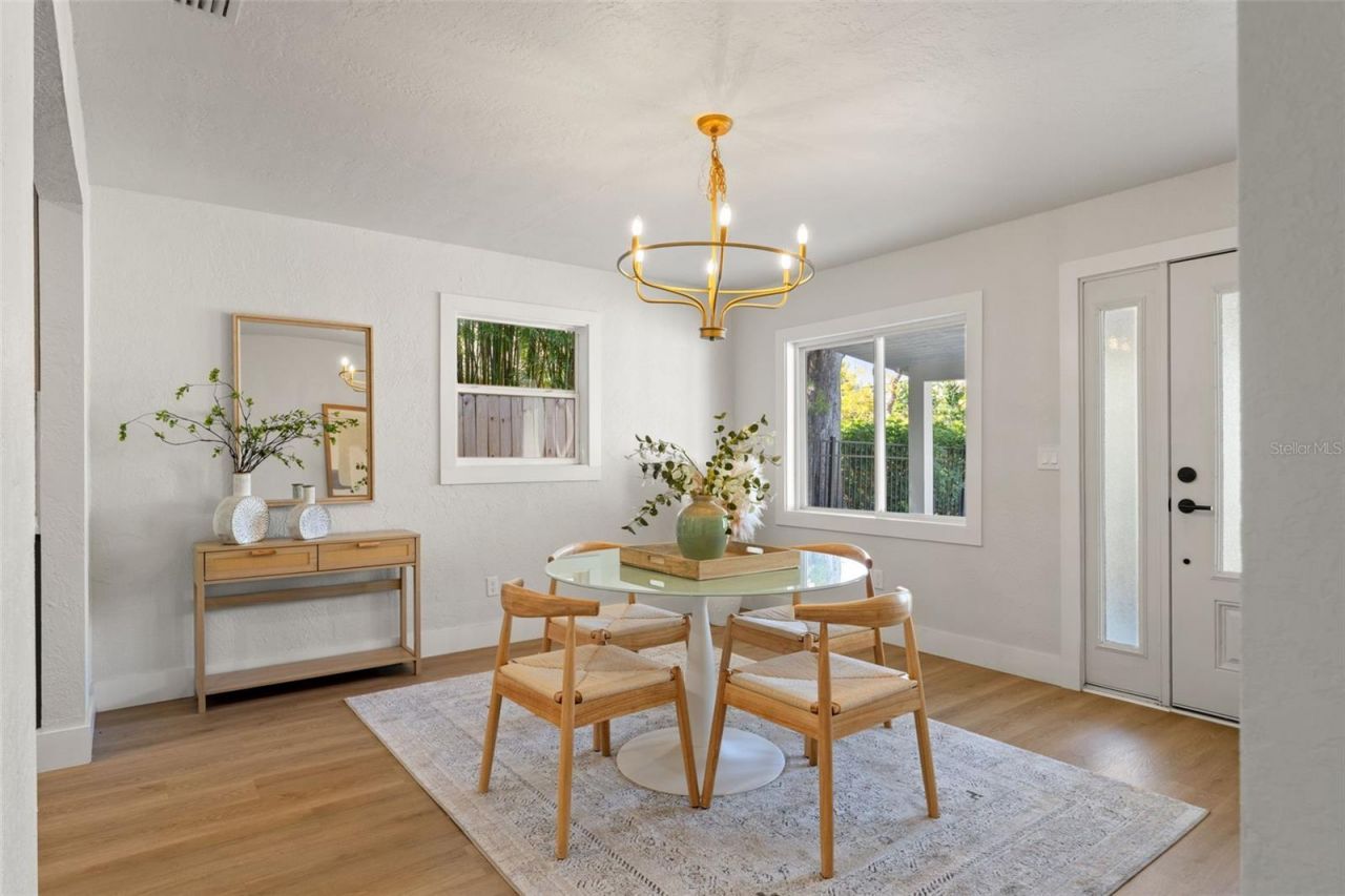 646 36th Avenue N, Saint Petersburg, FL 33704 Photo