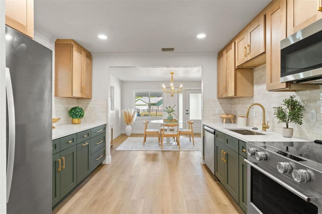 646 36th Avenue N, Saint Petersburg, FL 33704 Photo