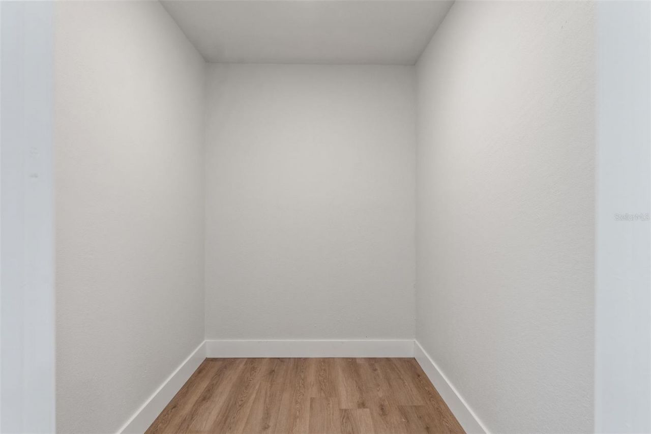 646 36th Avenue N, Saint Petersburg, FL 33704 Photo