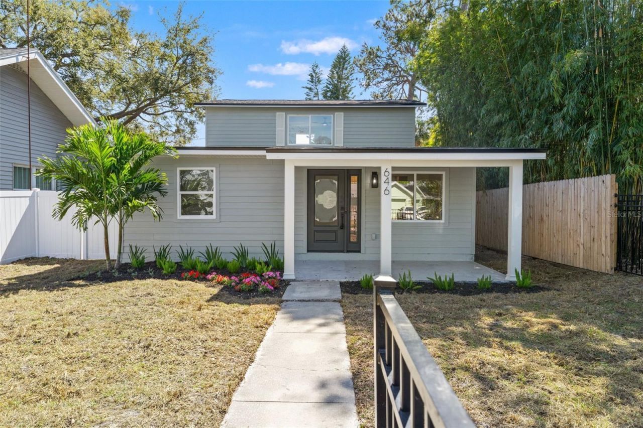646 36th Avenue N, Saint Petersburg, FL 33704 Photo