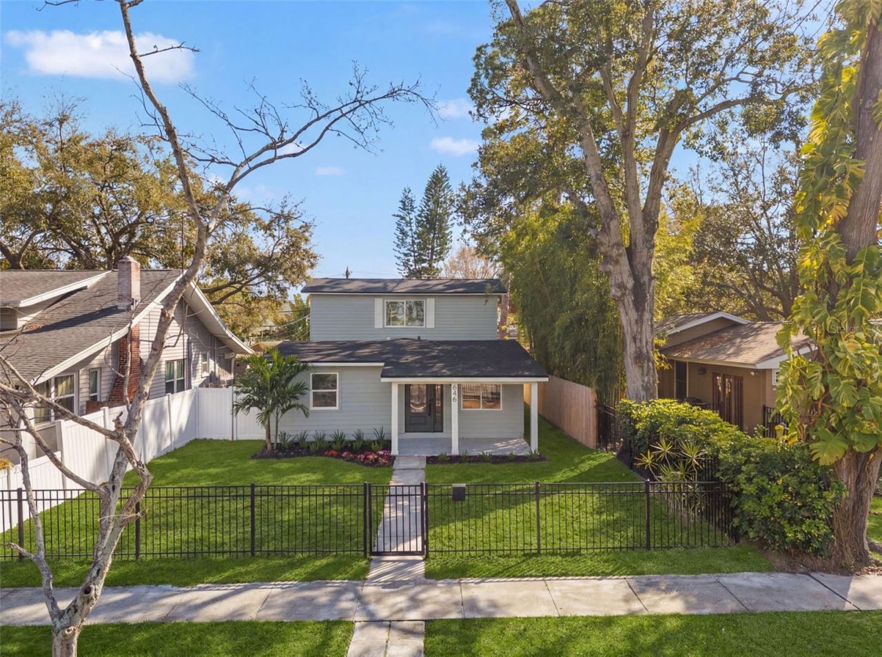 646 36th Avenue N, Saint Petersburg, FL 33704 Photo