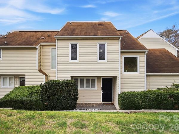 1648 Hollow Drive, Charlotte, NC 29212