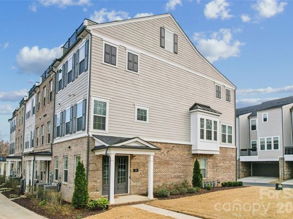 200 Emerson Avenue, Charlotte, NC 28204