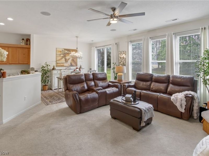 9448 Saw Mill Drive , North Ridgeville, OH 44039 Photo 10