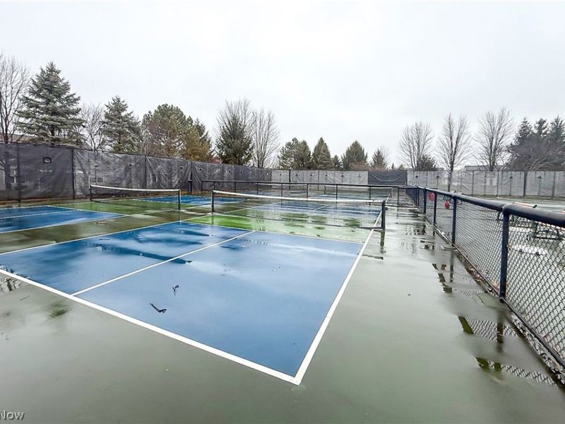 9448 Saw Mill Drive , North Ridgeville, OH 44039 Photo 47