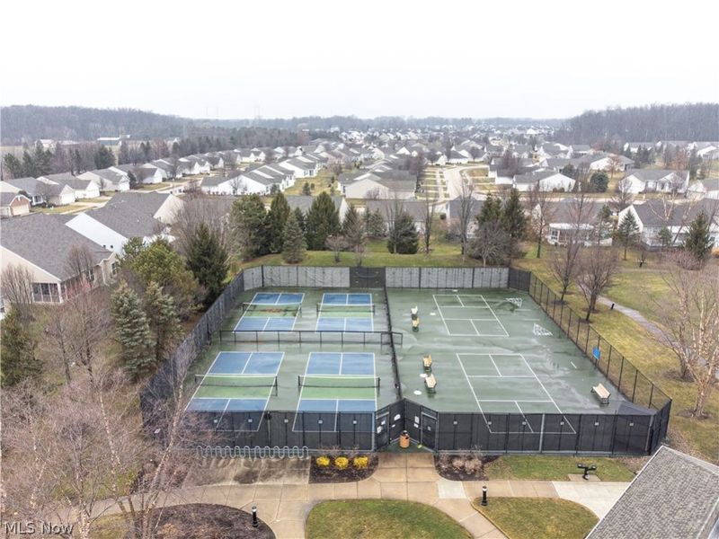 9448 Saw Mill Drive , North Ridgeville, OH 44039 Photo 49