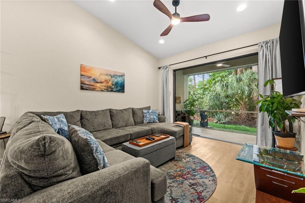 7595 Meadow Lakes Dr , Unit 502, Naples, FL 34104 Photo