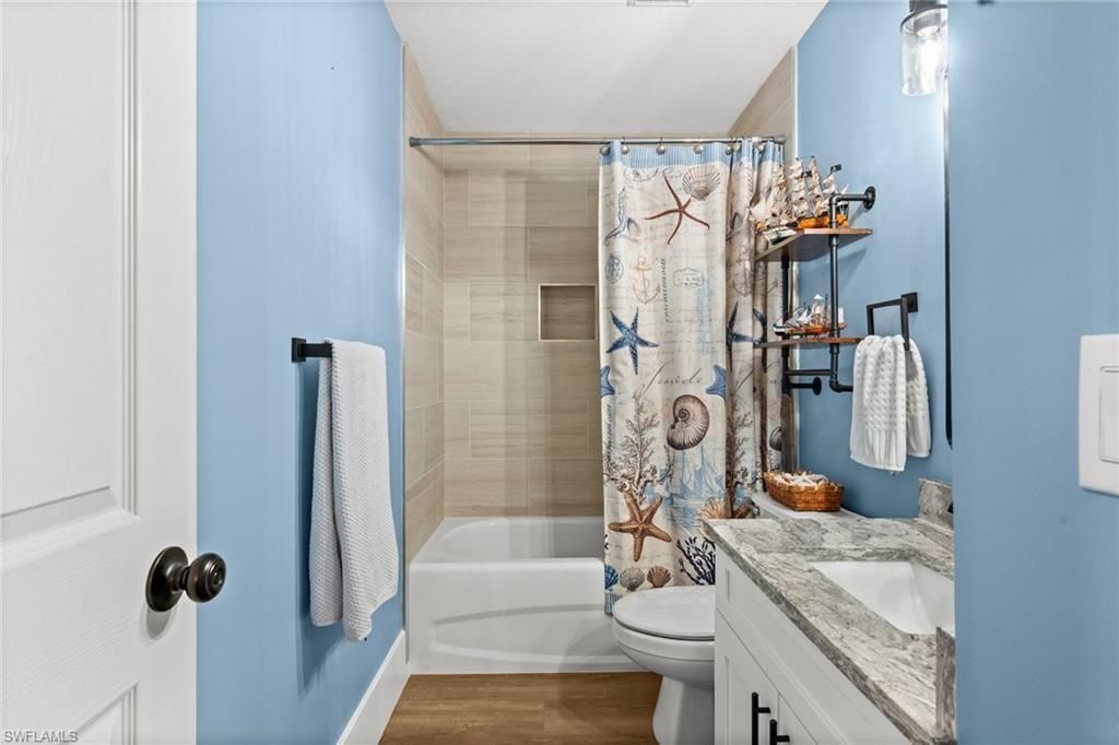 7595 Meadow Lakes Dr , Unit 502, Naples, FL 34104 Photo