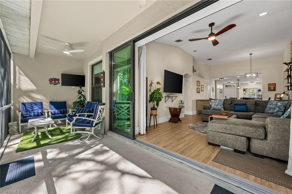 7595 Meadow Lakes Dr , Unit 502, Naples, FL 34104 Photo