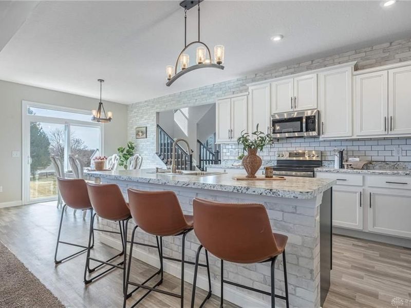 1909 Cleopatra Drive, Franklin, OH 45005 Photo 11