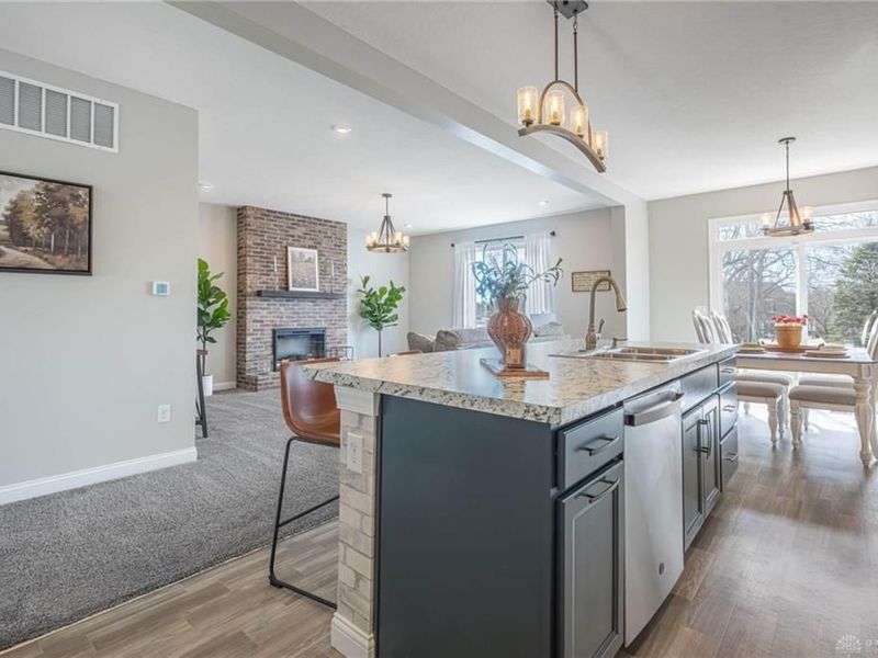 1909 Cleopatra Drive, Franklin, OH 45005 Photo 12