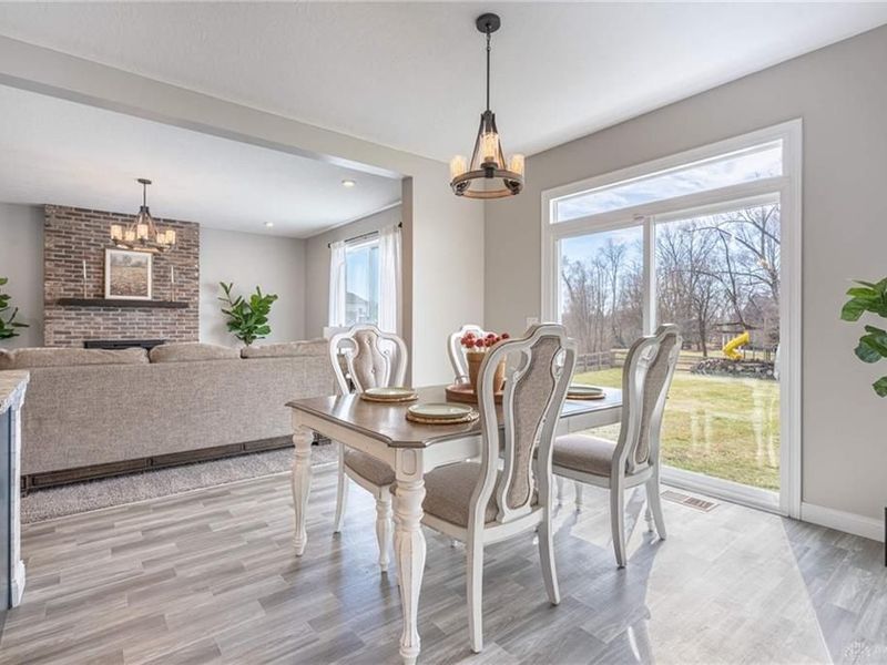 1909 Cleopatra Drive, Franklin, OH 45005 Photo 16