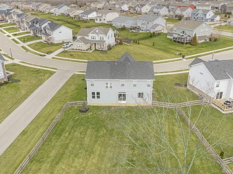 1909 Cleopatra Drive, Franklin, OH 45005 Photo 6