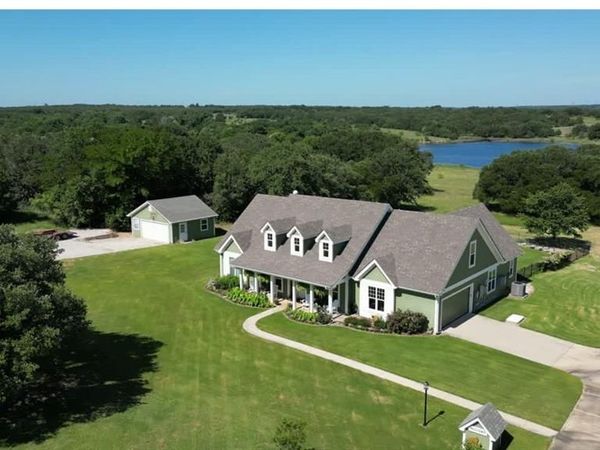 223 Miller Creek Lake Road, Paradise, TX 76073