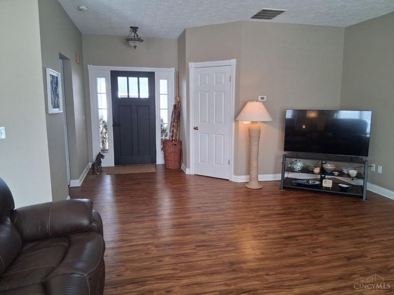 110 Nathans Lane, Mount Orab, OH 45154 Photo 3