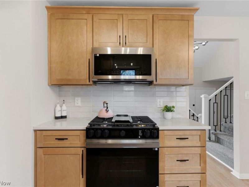 5577 Kilbourne Drive, Lyndhurst, OH 44124 Photo 12